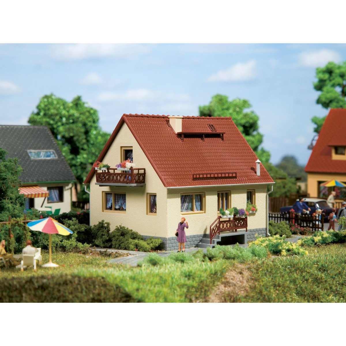 HO MODÉLISME FERROVIAIRE RÉSEAU MAISON EN CONSTRUCTION EUR 9,50